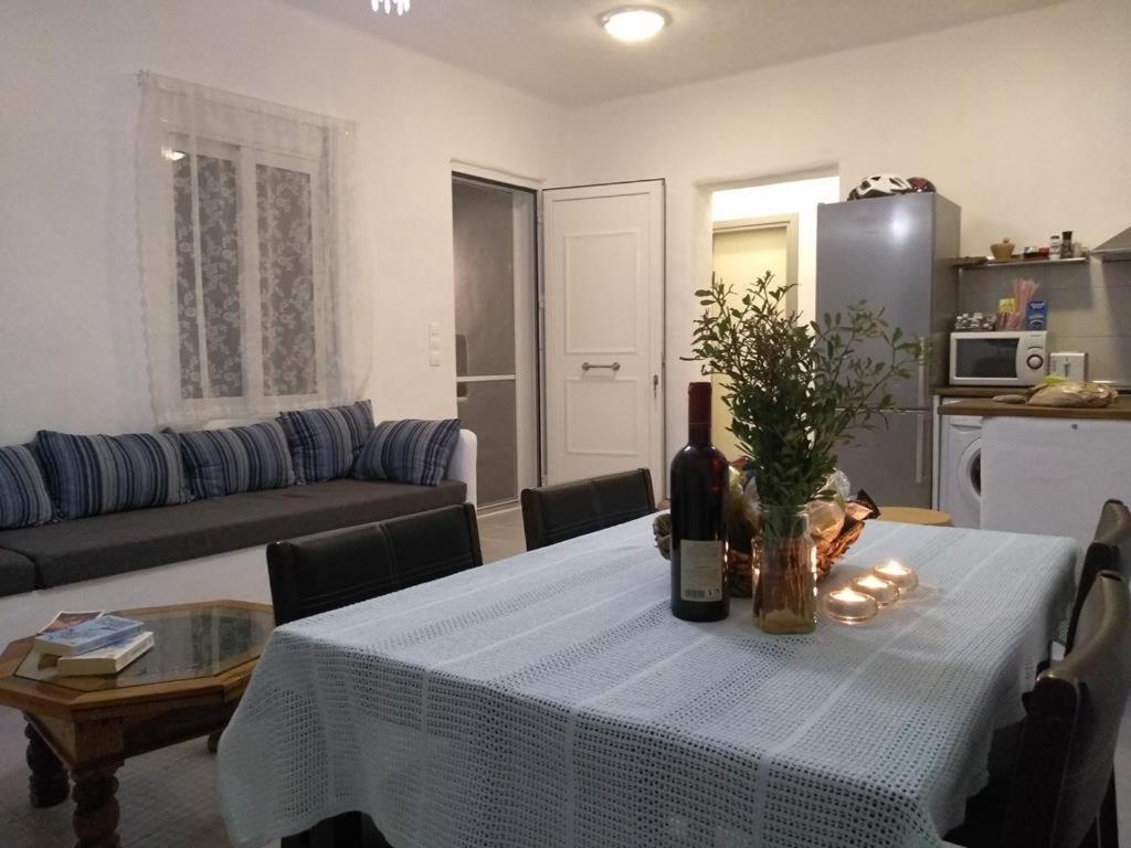 Sea Breeze Villa Лахания Екстериор снимка